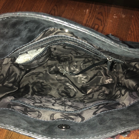 Michael Kors MK Purse - Picture 6 of 11